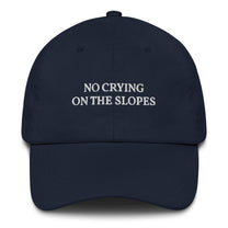 Cappellino da baseball ricamato “No Crying on the Slopes”