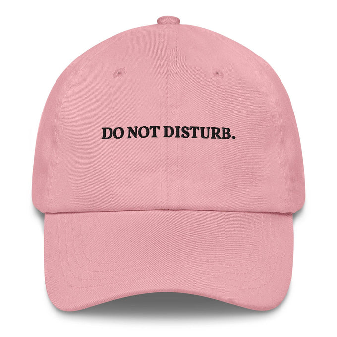 Cappellino baseball ricamato “Do Not Disturb”