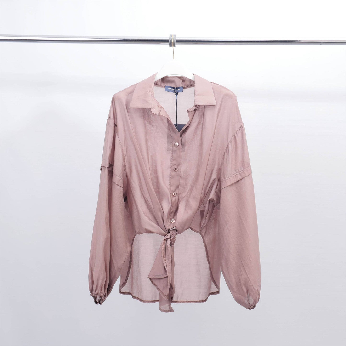 Camicia trasparente con nodo
