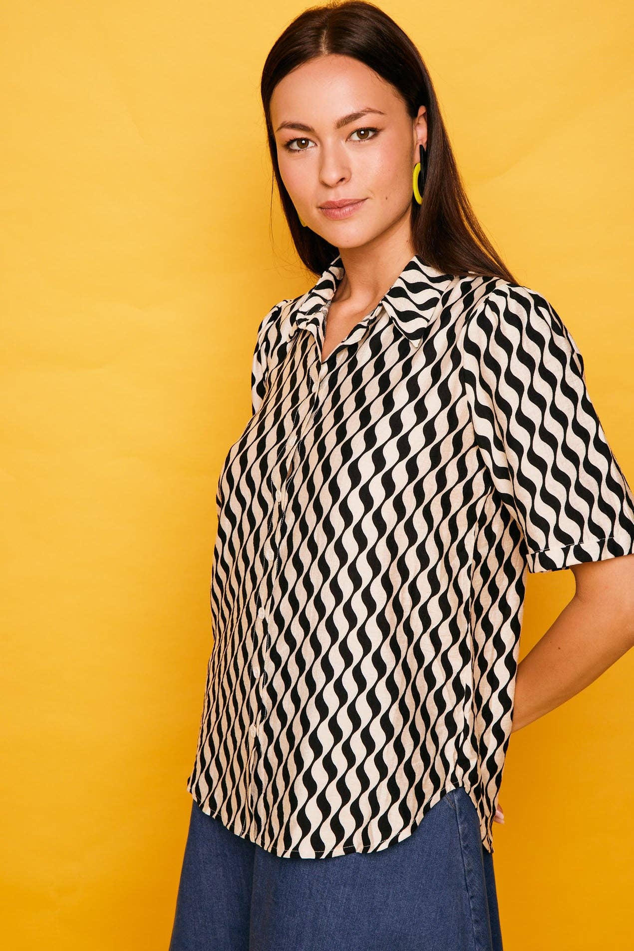 Camicia Aguadulce con stampa ondulata