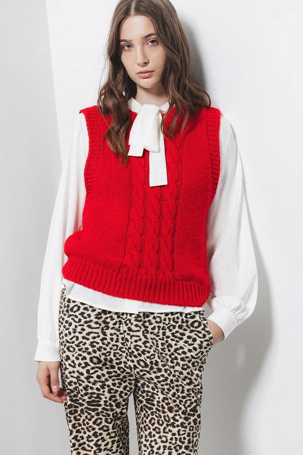 Gilet in maglia strutturata a trecce rosso