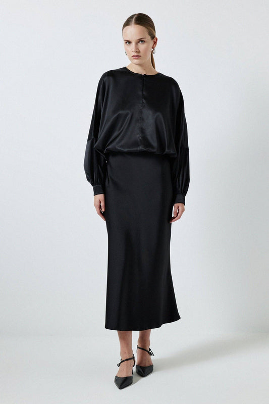 Blusa in raso con elastico in vita