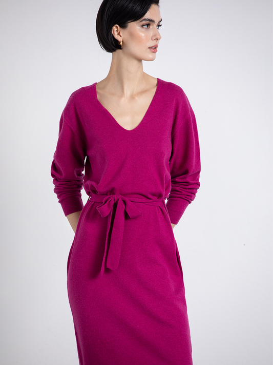 Abito in maglia con cintura