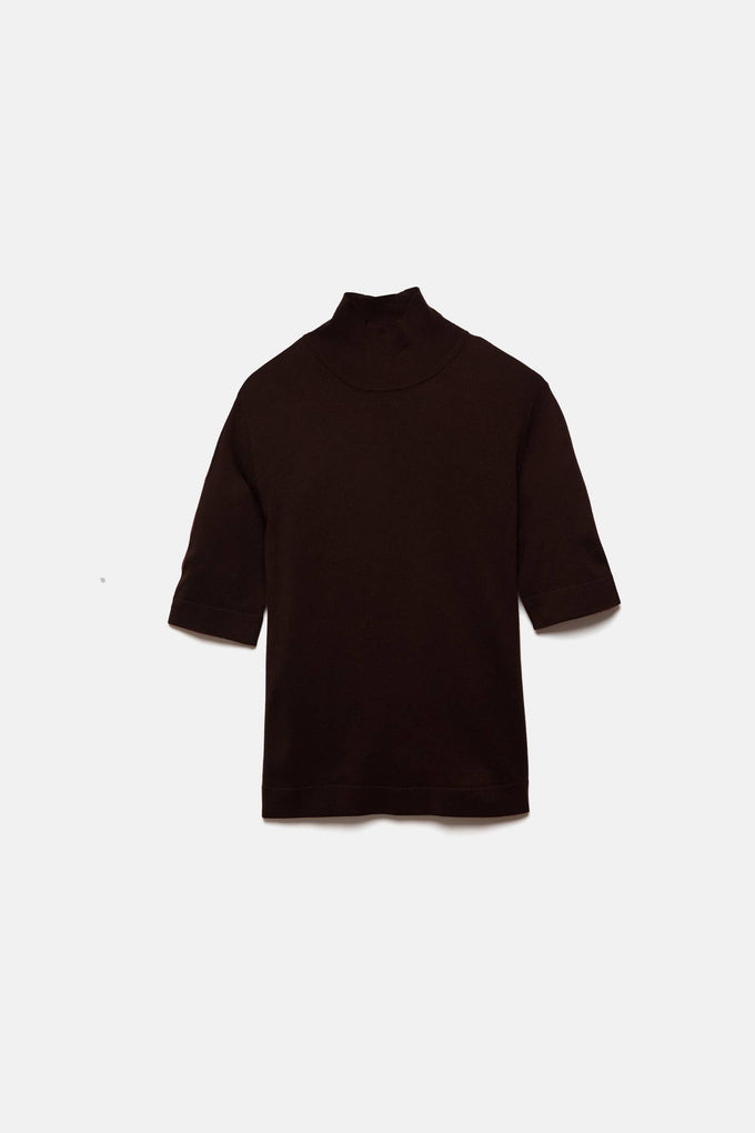 Maglione in maglia rasata con collo alto e maniche 3/4