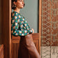 Blusa in viscosa con fibbia e stampa geometrica