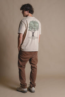 T-shirt uomo in cotone biologico tinta a pigmento con stampa albero