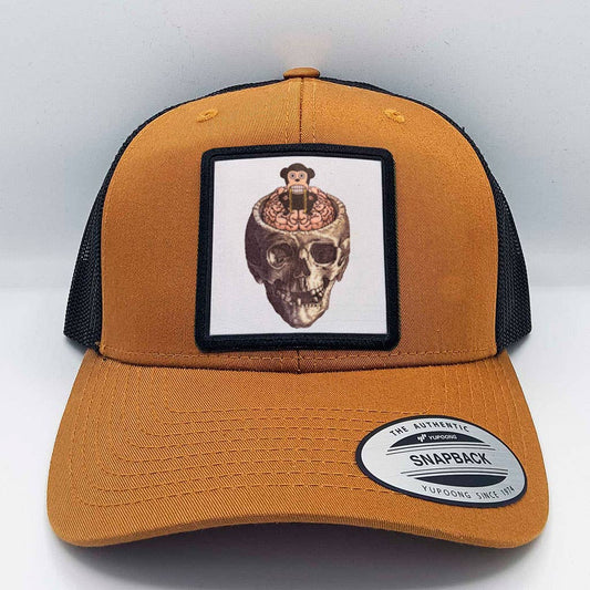 Cappellino trucker unisex Mondays con patch