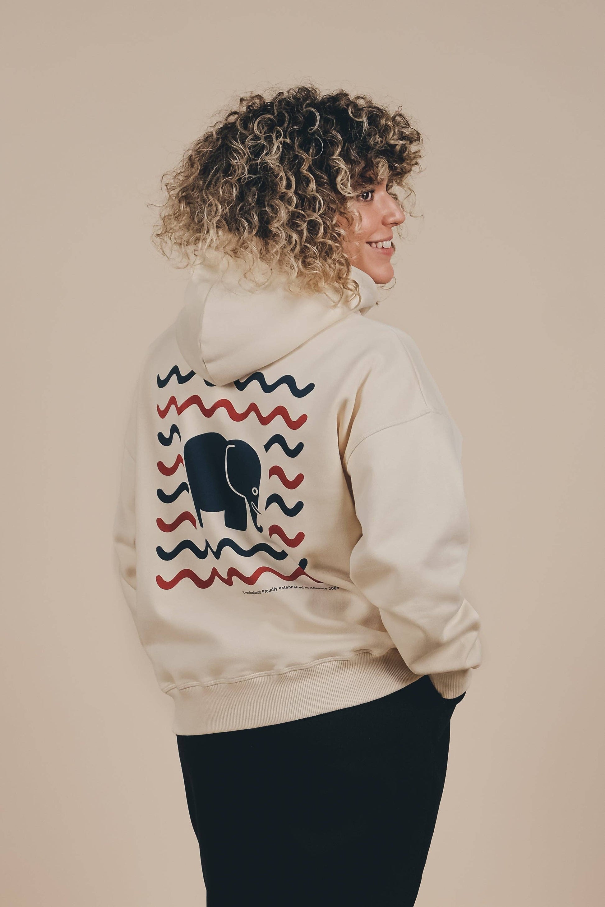 Felpa con cappuccio oversize in cotone biologico avorio da donna