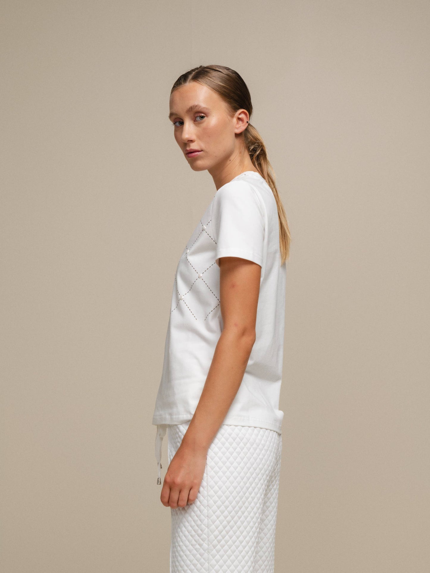 T-shirt Donna in Cotone Elasticizzato con Motivo a Rombi e Perle