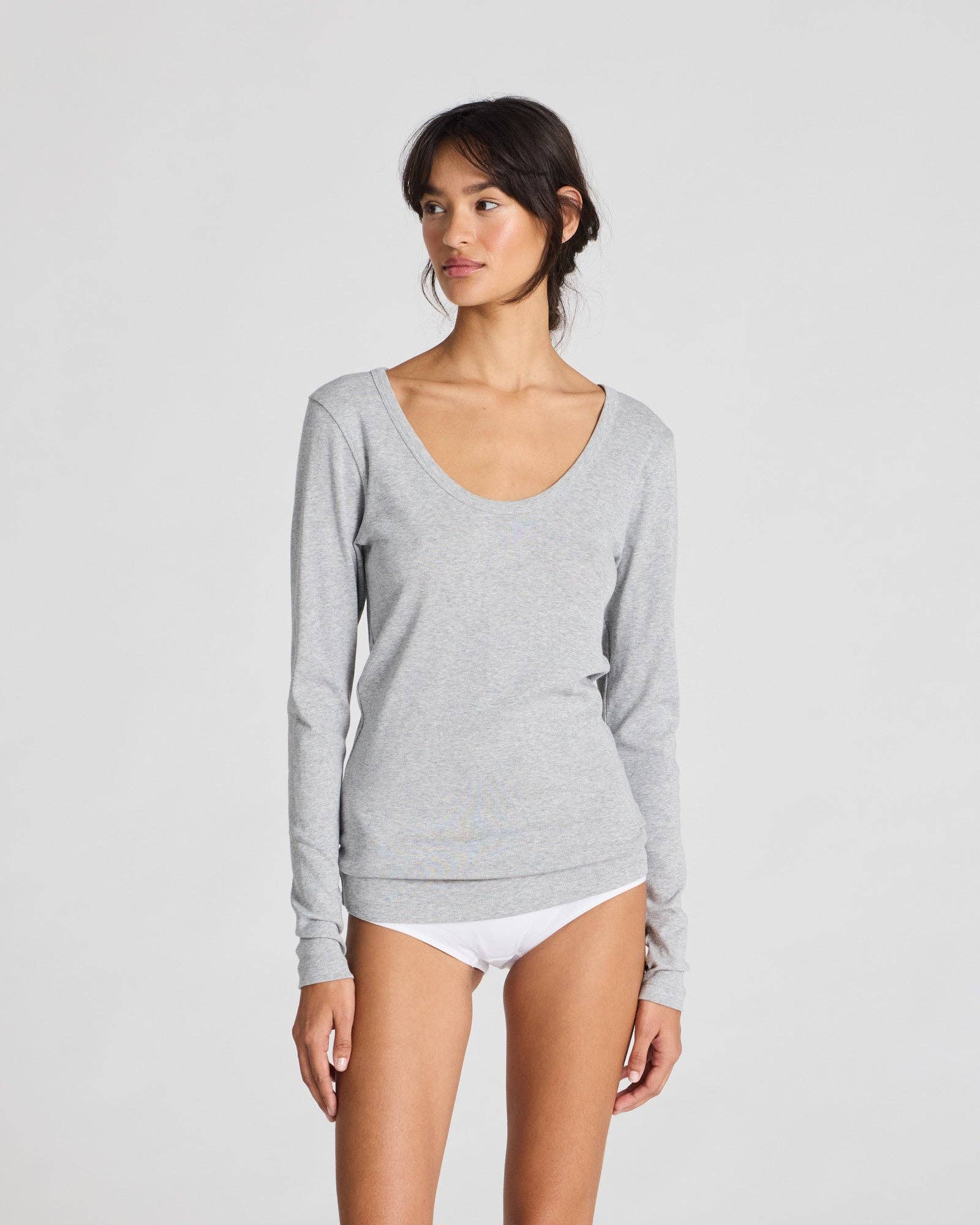 Maglia a maniche lunghe Ivy in cotone biologico a costine grigio chiaro mélange
