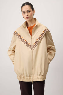 Giacca impermeabile ricamata beige