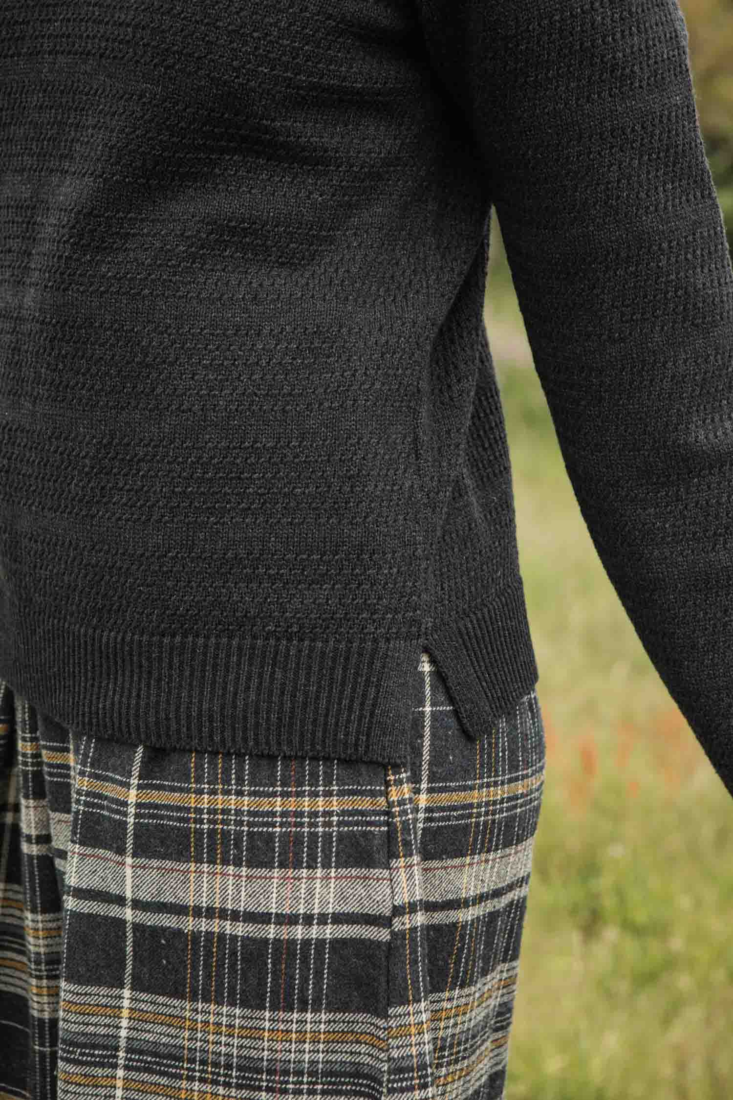 Maglione Ansel in maglia riciclata color Mezzanotte