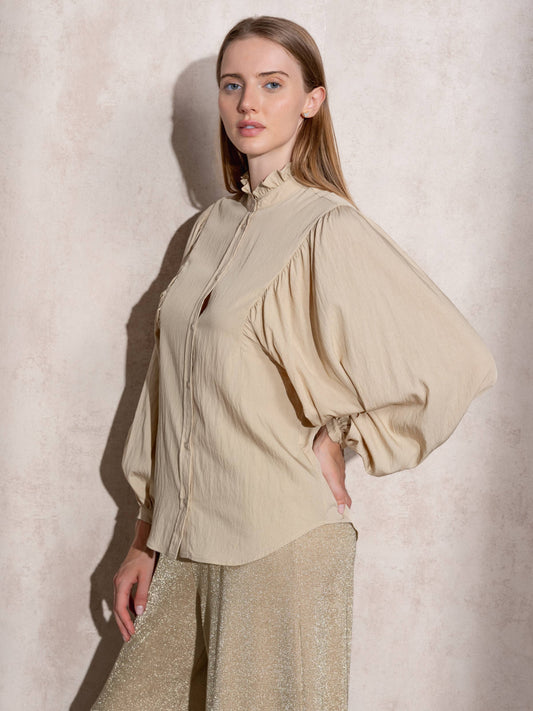 Blusa con maniche a palloncino e collo arricciato