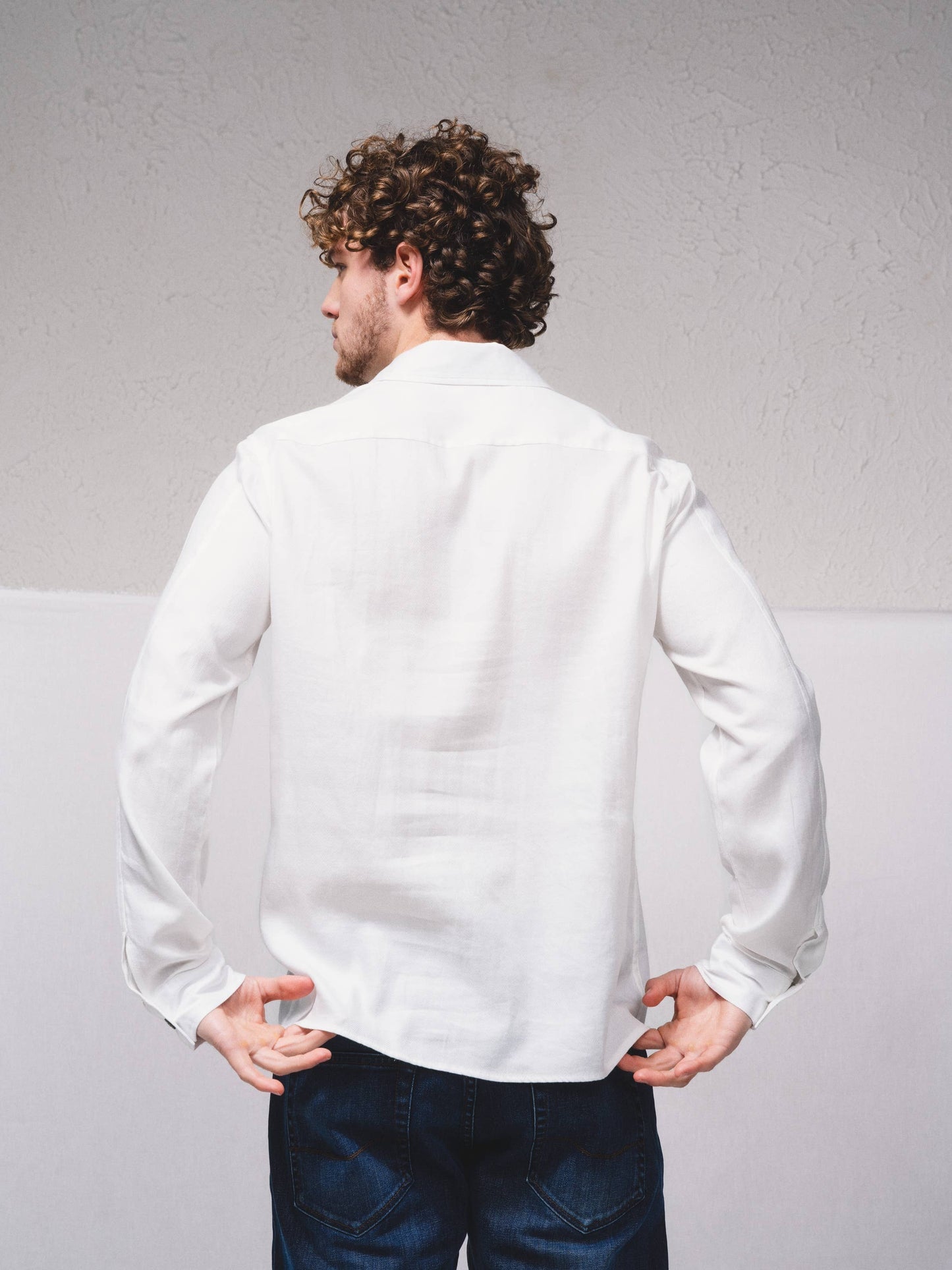 Camicia uomo in misto lino con doppie tasche