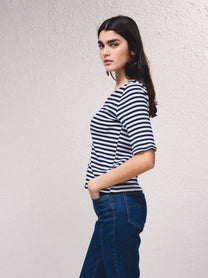 Cardigan a righe con scollo a V e bottoni, manica corta
