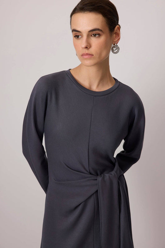 Vestito midi con nodo frontale