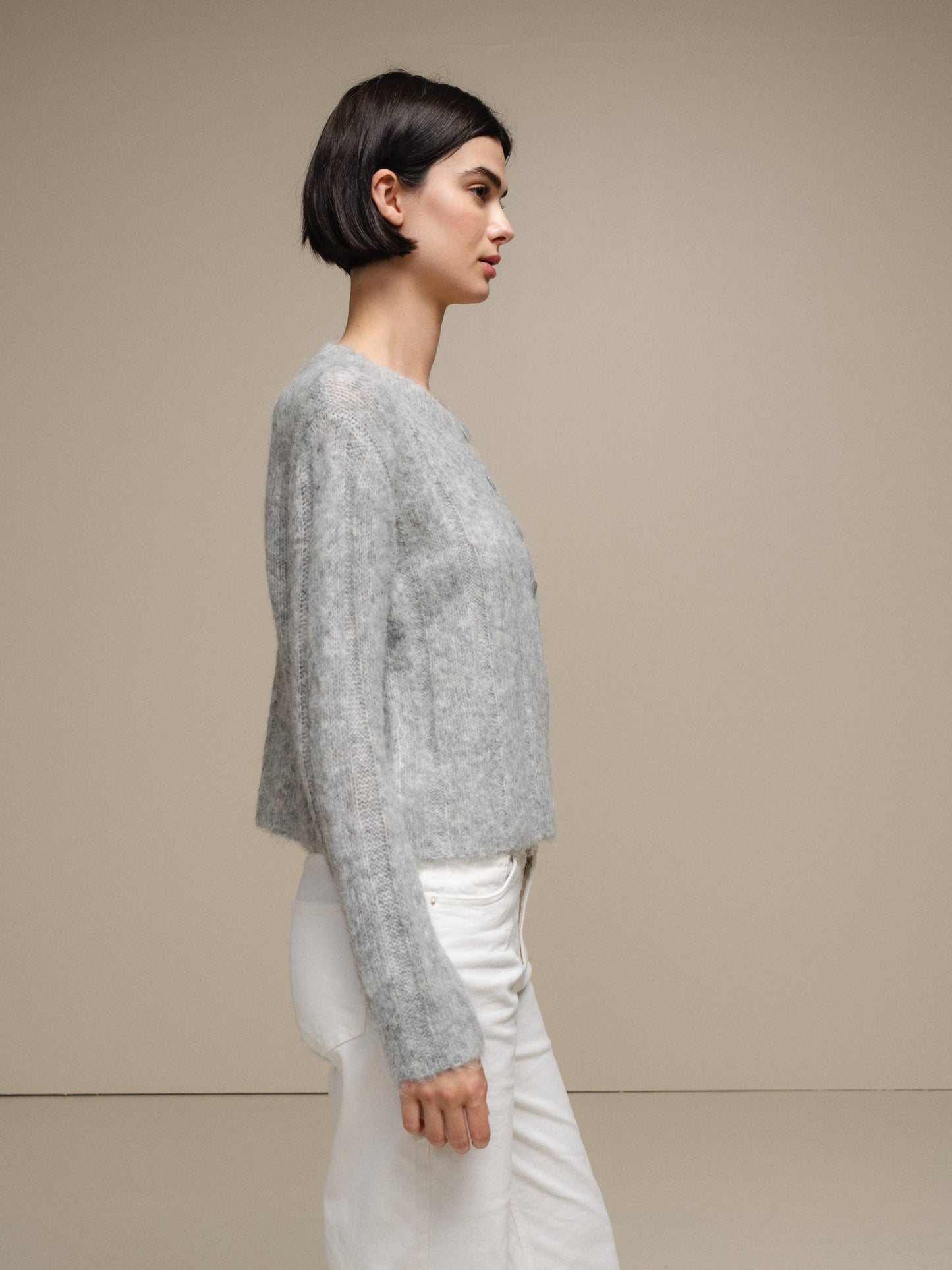 Cardigan in maglia morbida con bottoni