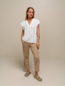 Blusa fluida con scollo a V e maniche arricciate