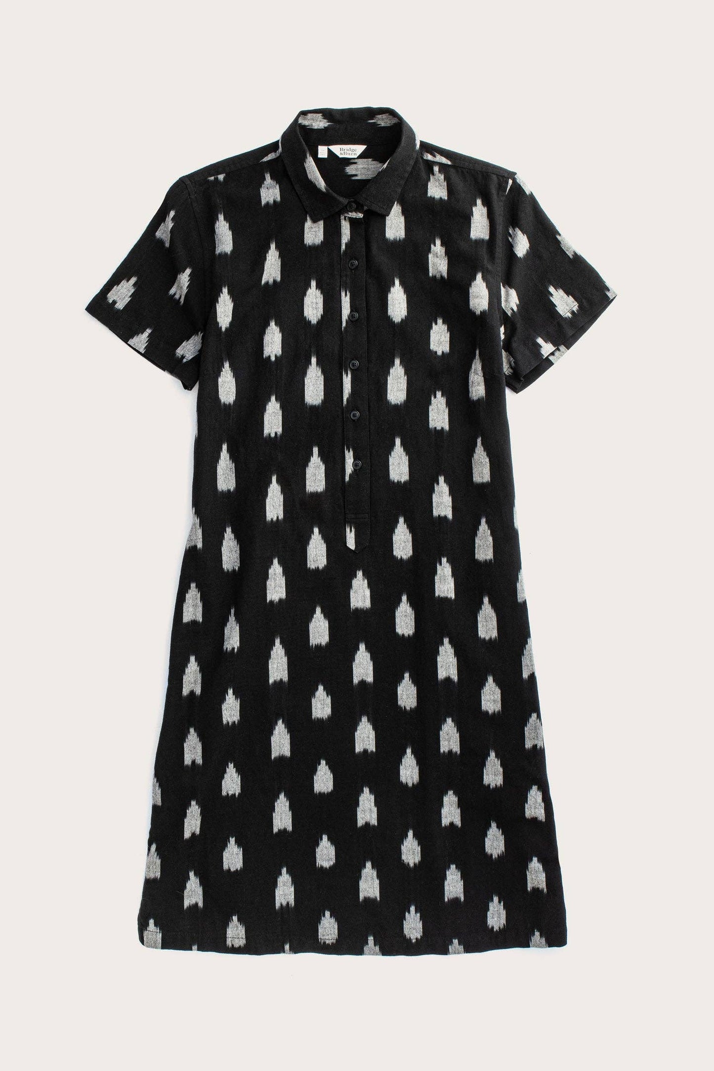 Abito camicia Delia in cotone biologico con fantasia Ikat