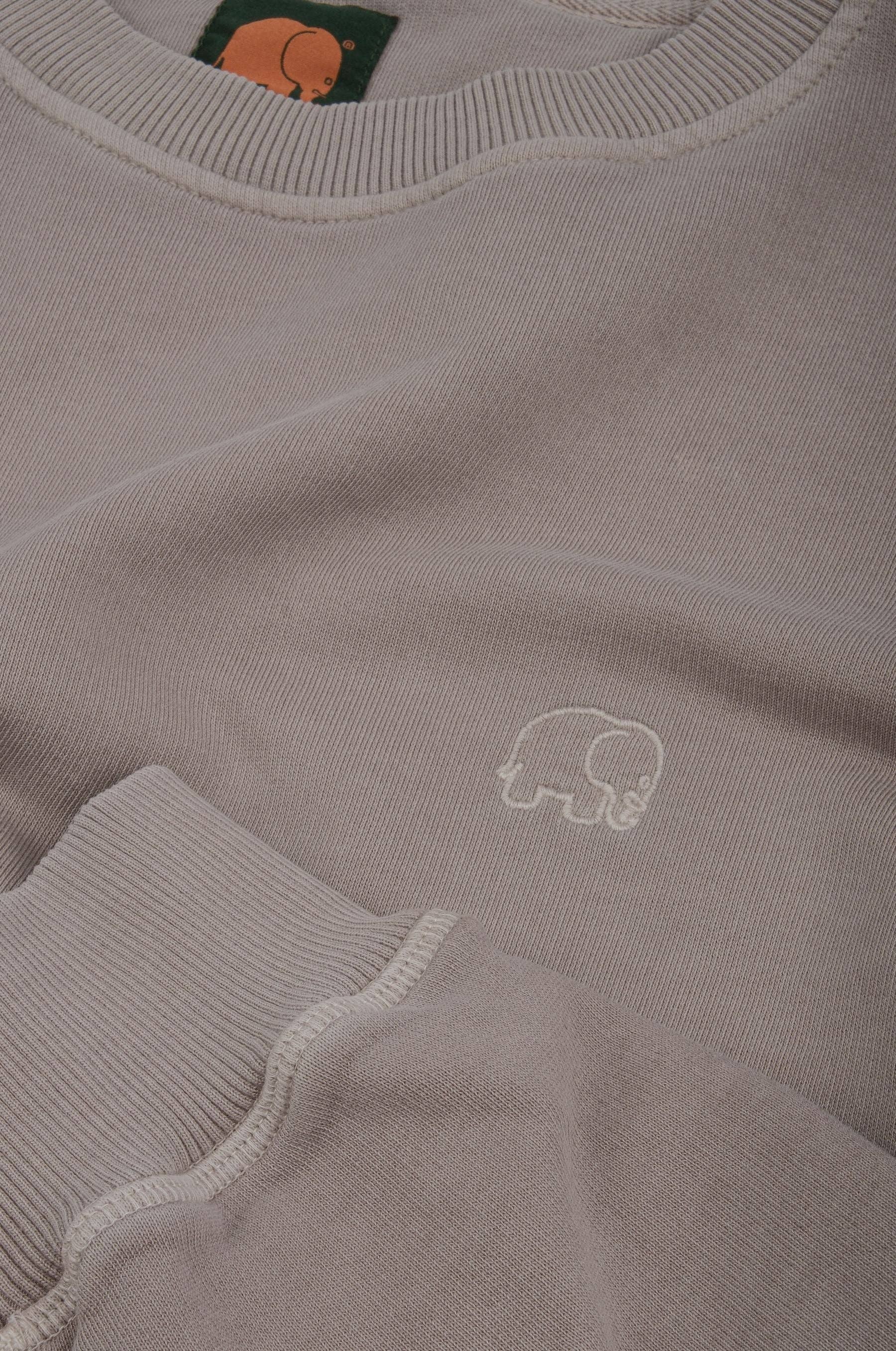 Maglione pesante in cotone biologico tinto a pigmento grigio
