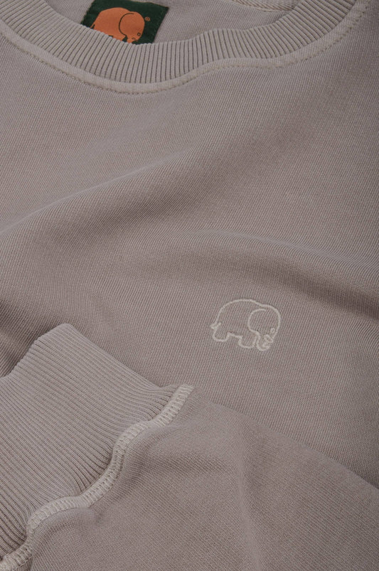 Maglione pesante in cotone biologico tinto a pigmento grigio