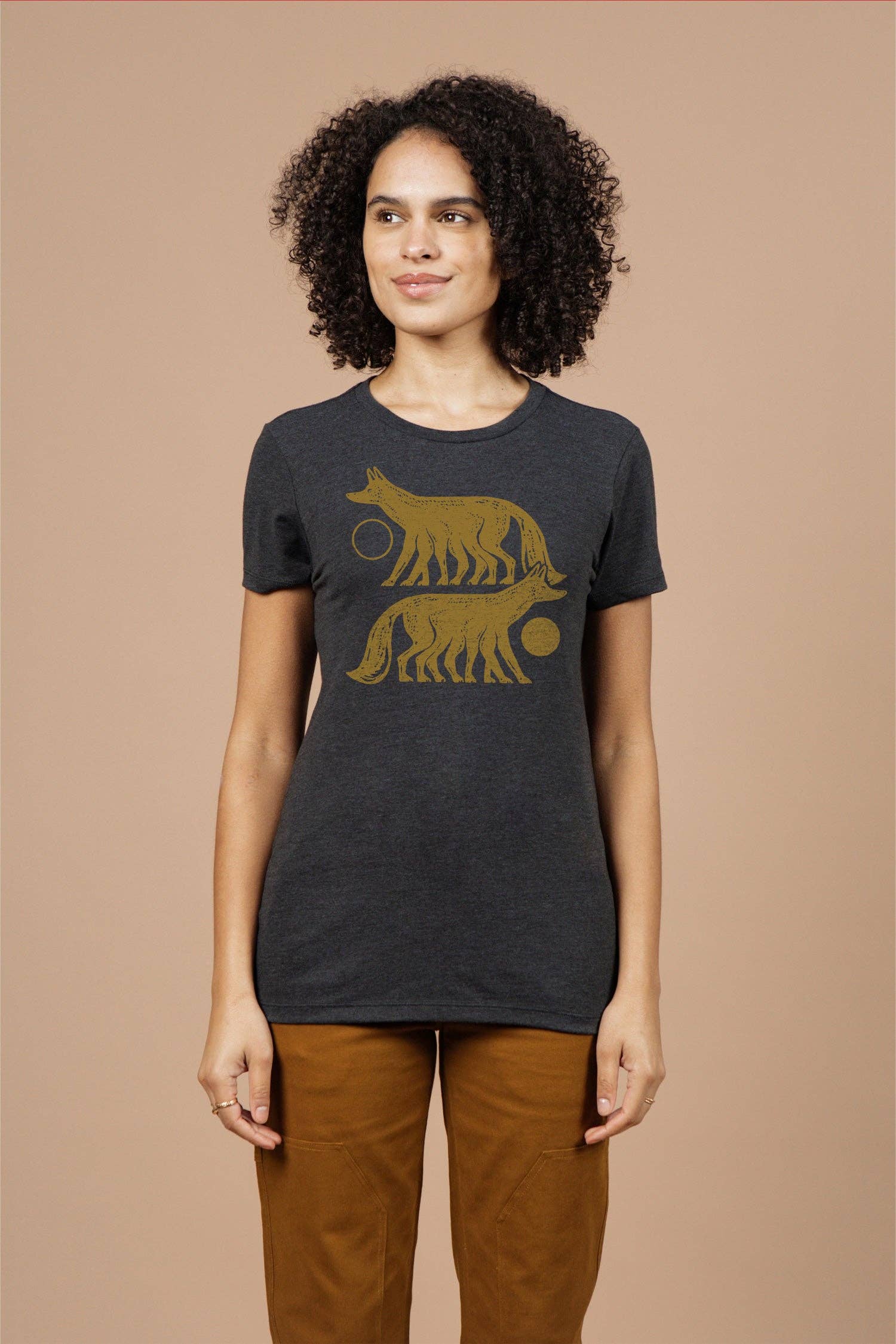 T-shirt da donna Night Watch nera con stampa grafica