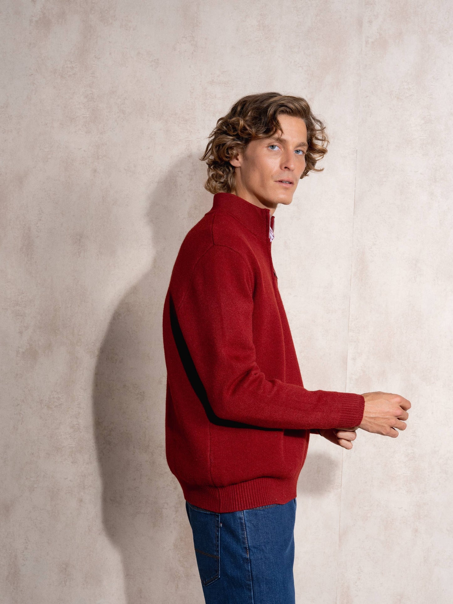 Maglione uomo in maglia con zip al collo