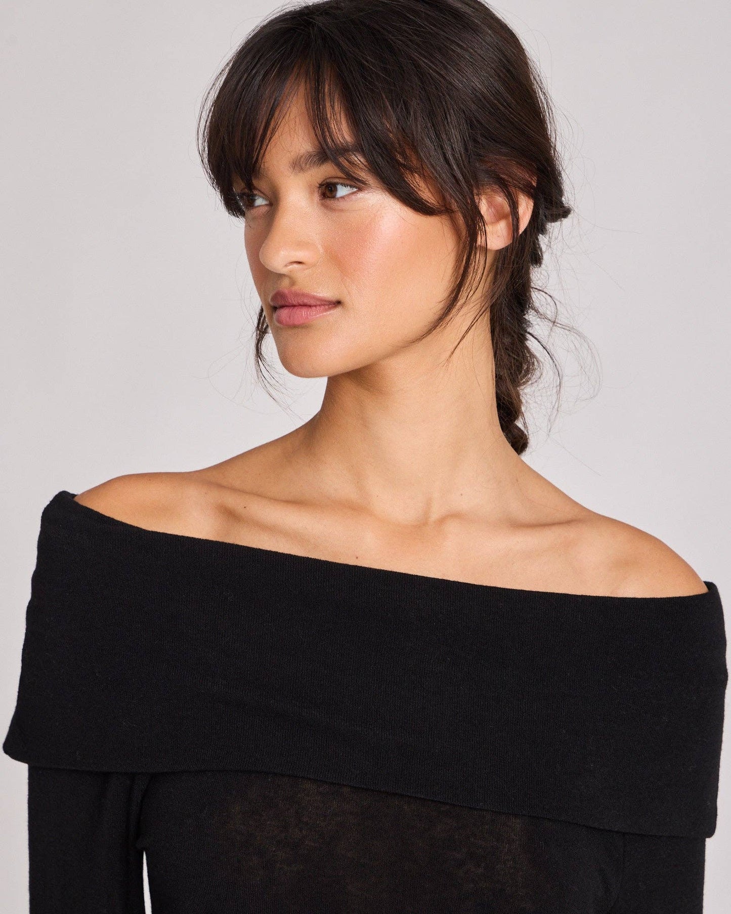 Top Asha nero in lana