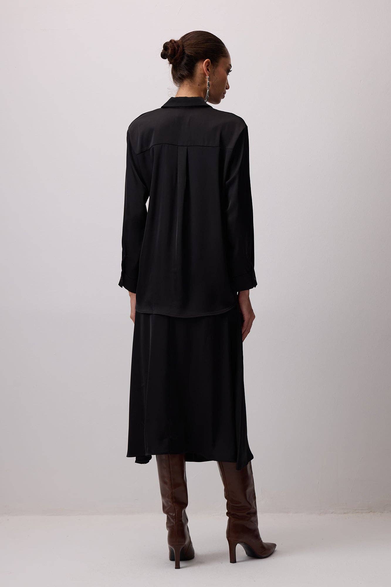 Camicia essenziale in raso