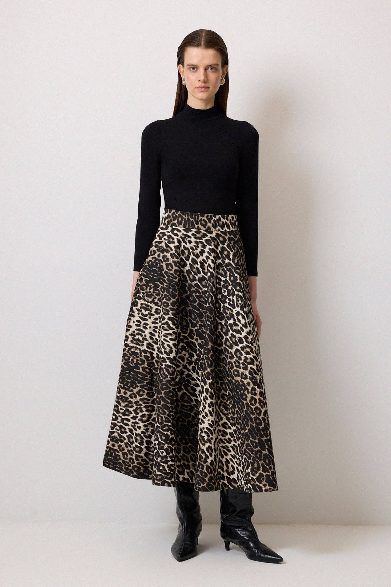 Gonna in gabardine con stampa leopardata