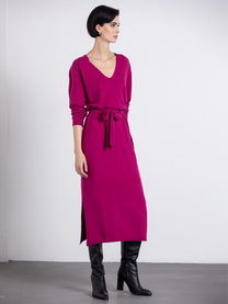 Abito in maglia con cintura