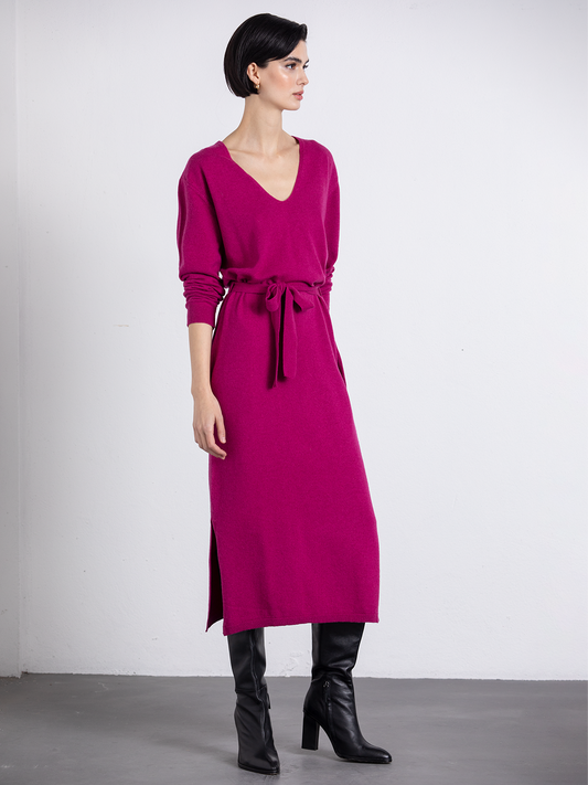 Abito in maglia con cintura