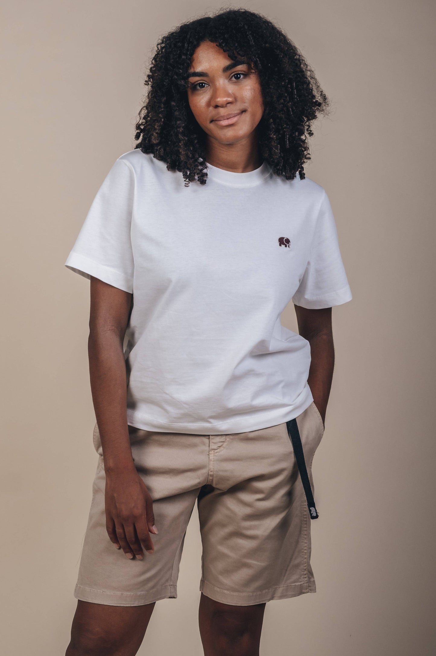 T-shirt donna essenziale in cotone organico