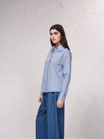 Blusa classica a righe in cotone