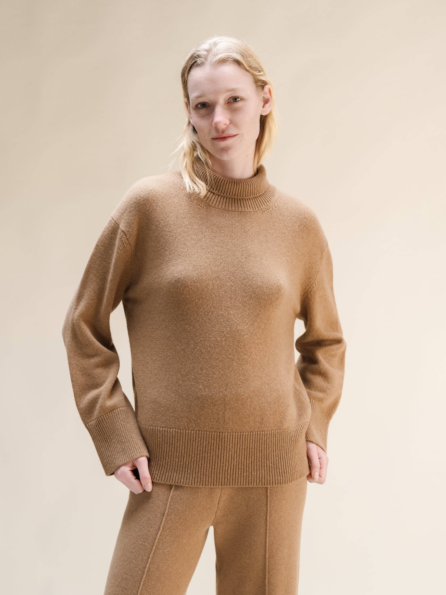 Maglione dolcevita lungo in misto cashmere