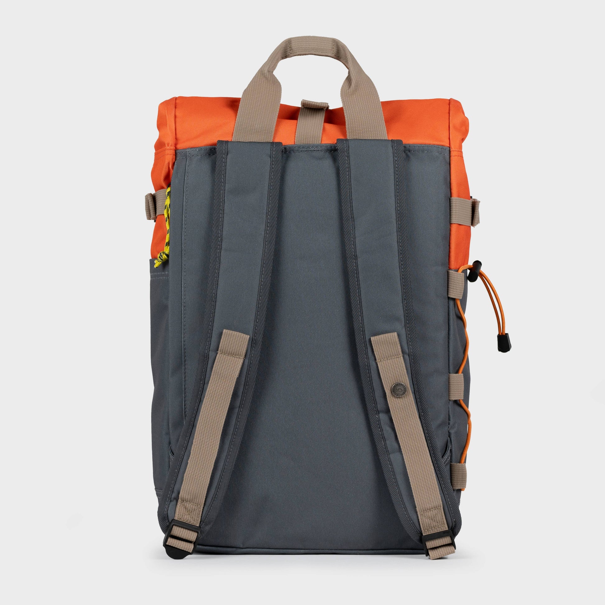 Zaino rolltop in poliestere riciclato arancione e grigio