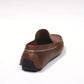 Mocassini in pelle sintetica marrone con suola sottile