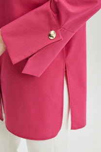Camicia oversize in popeline fucsia con maxi polsini