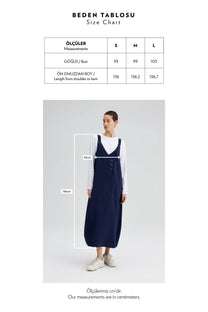 Abito lungo smanicato blu navy con bottoni frontali