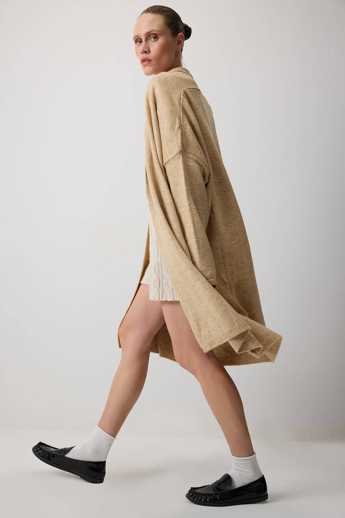 Cardigan oversize in maglia con tasche