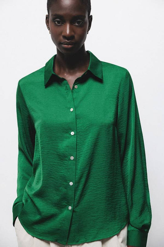 Camicia basic verde a maniche lunghe