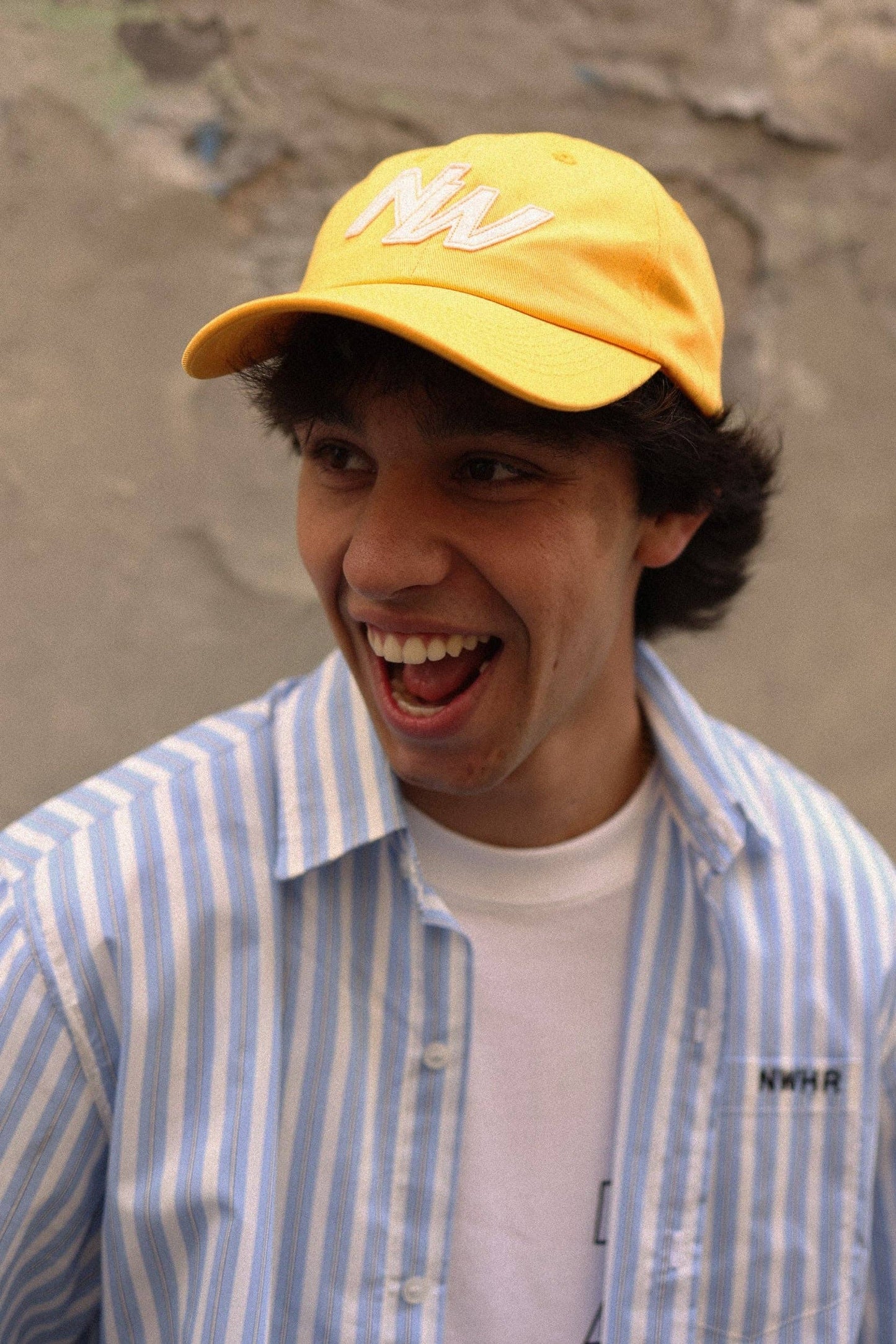 Cappellino snapback giallo in cotone organico con patch