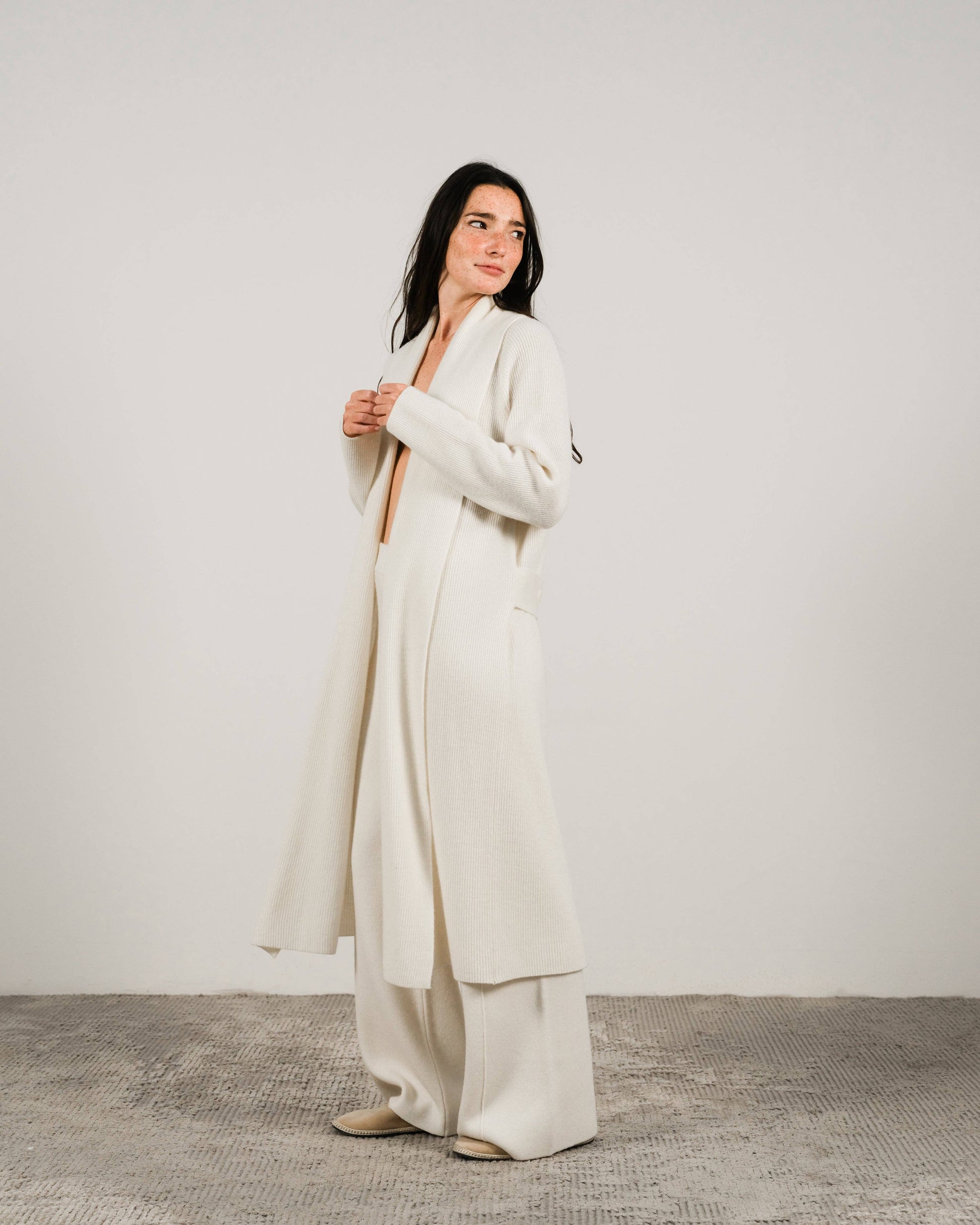 Maxi cardigan in misto cashmere con collo a scialle