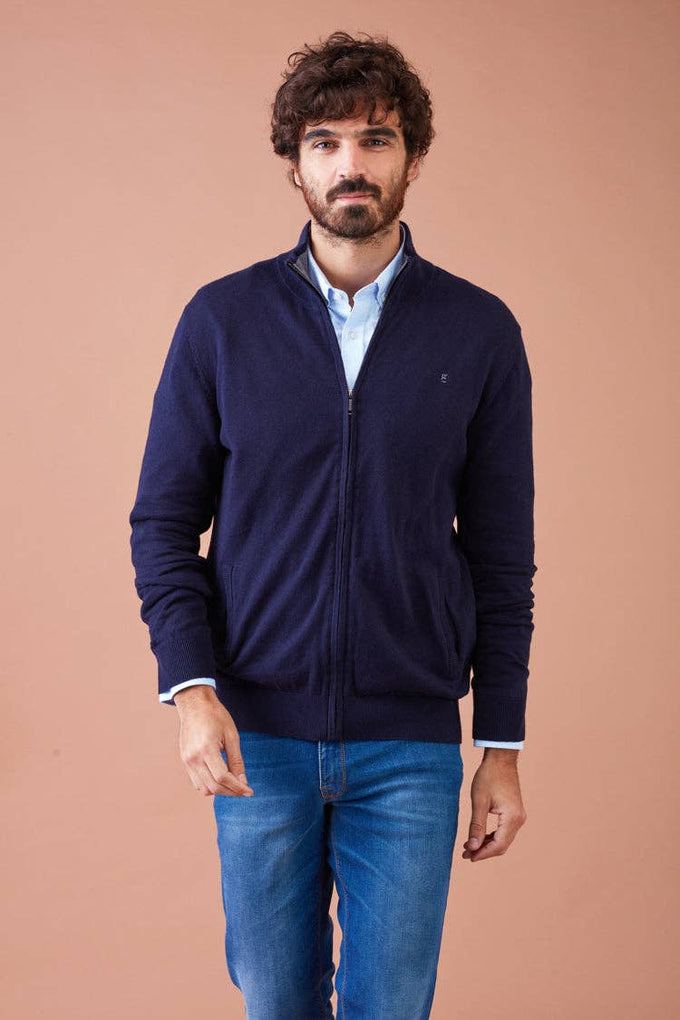 Giacca in maglia con zip e collo alto