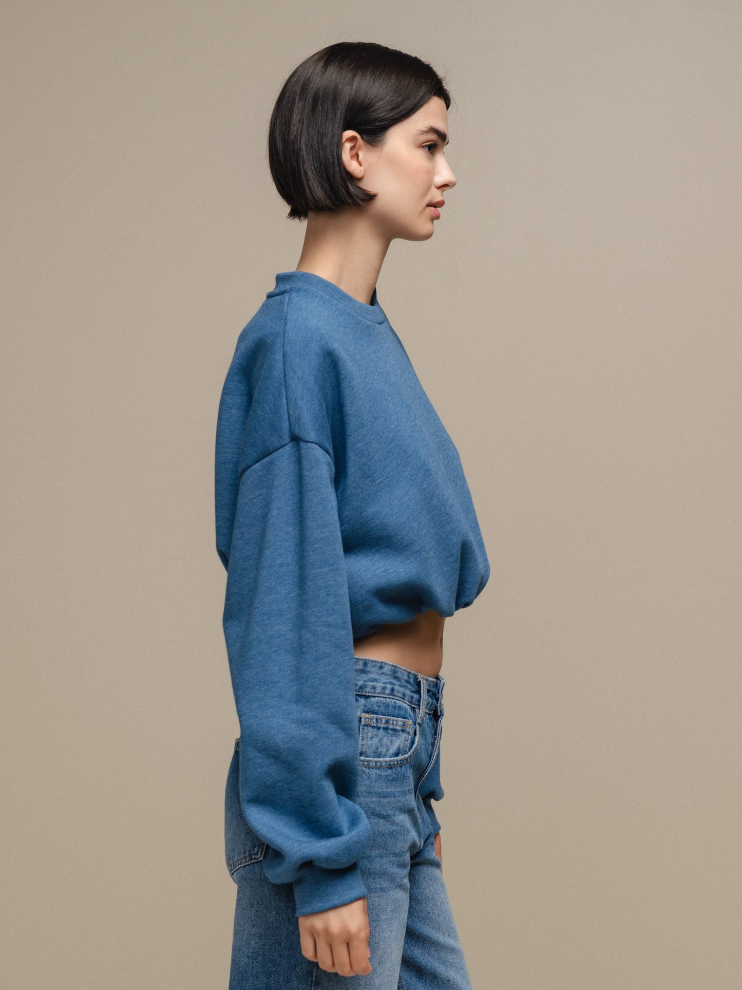 Felpa cropped oversize in misto cotone