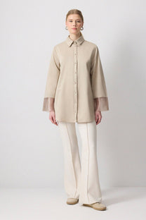 Camicia beige con polsini in organza