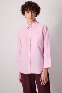 Camicia a righe rosa in cotone dal fit comodo