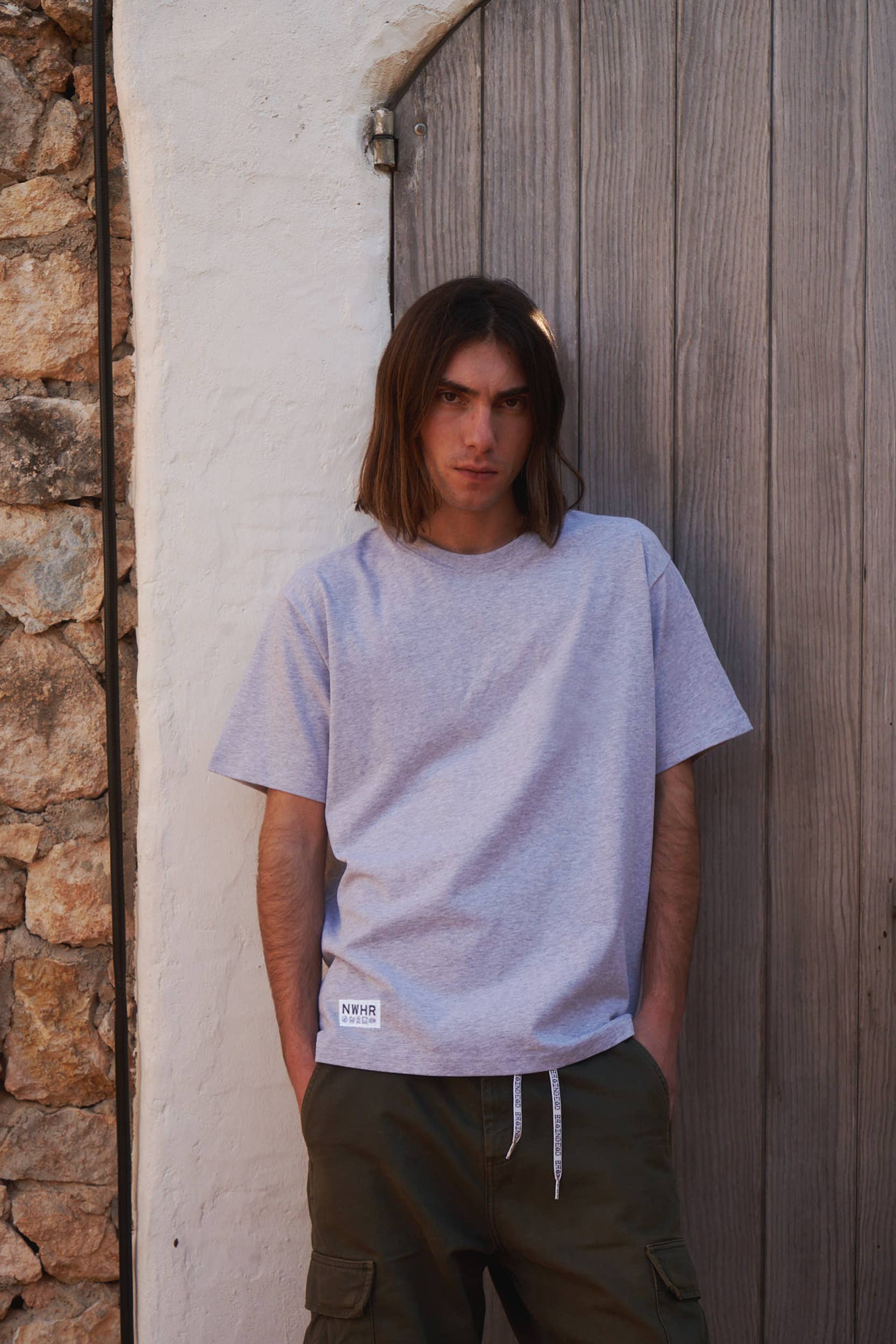 T-shirt essenziale in cotone biologico grigio