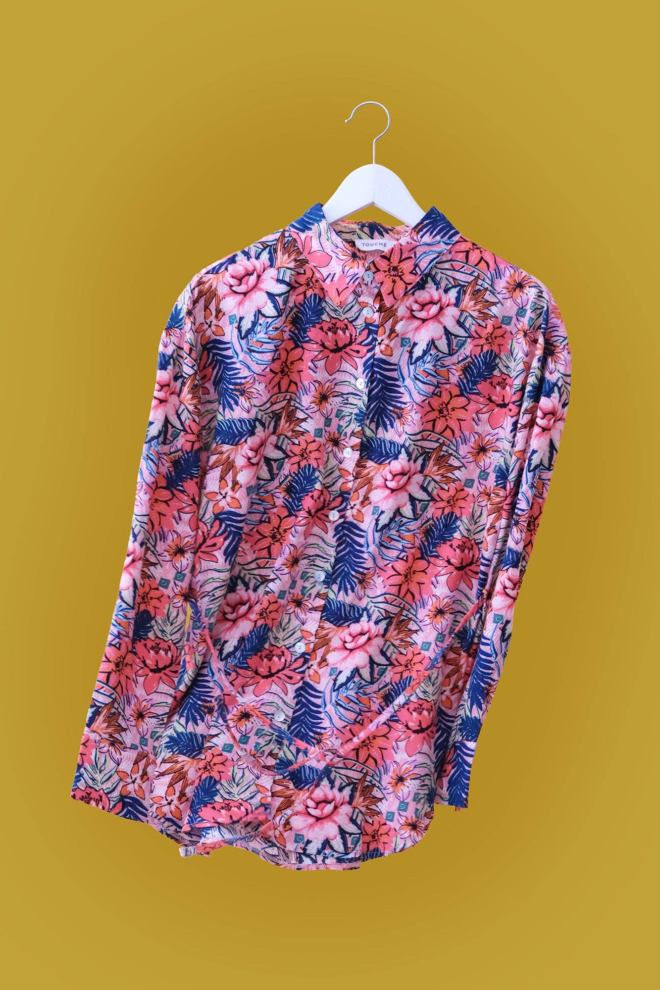 Camicia in viscosa con stampa floreale tropicale