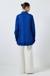 Camicia lunga indaco con orlo a balze